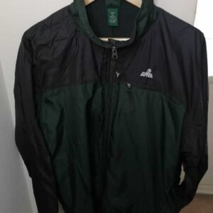 CHAQUETA CORTAVIENTO DE HOMBRE