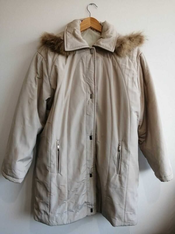 ABRIGO DE MUJER BEIGE