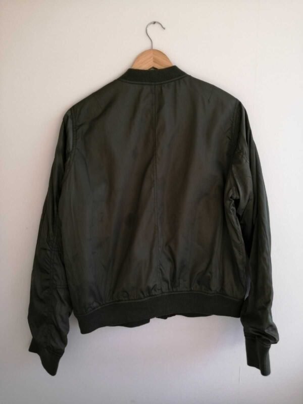 2_CHAQUETA LIGERA DE MUJER