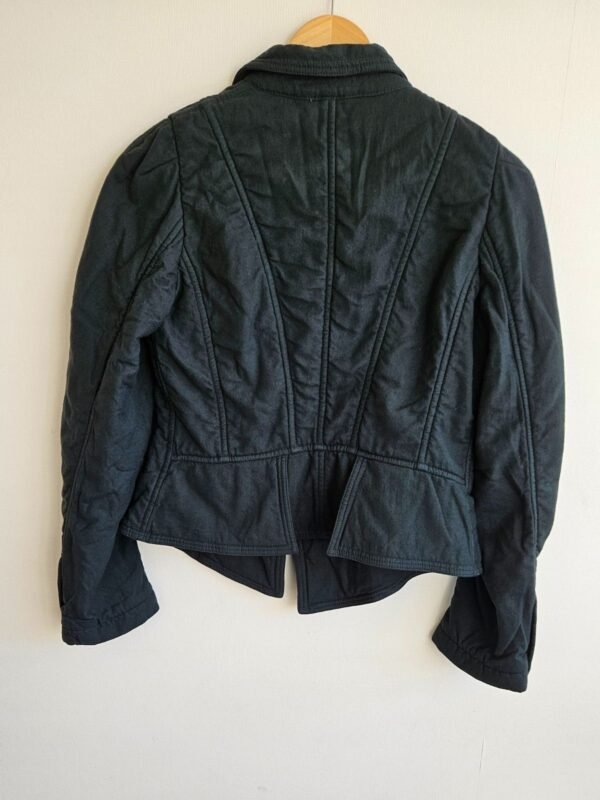 CHAQUETA MUJER VERDE OSCURO CON DOBLE BOTONADURA - Imagen 2