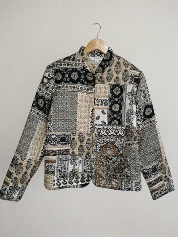 CHAQUETA DRESSBARN ESTAMPADA MUJER