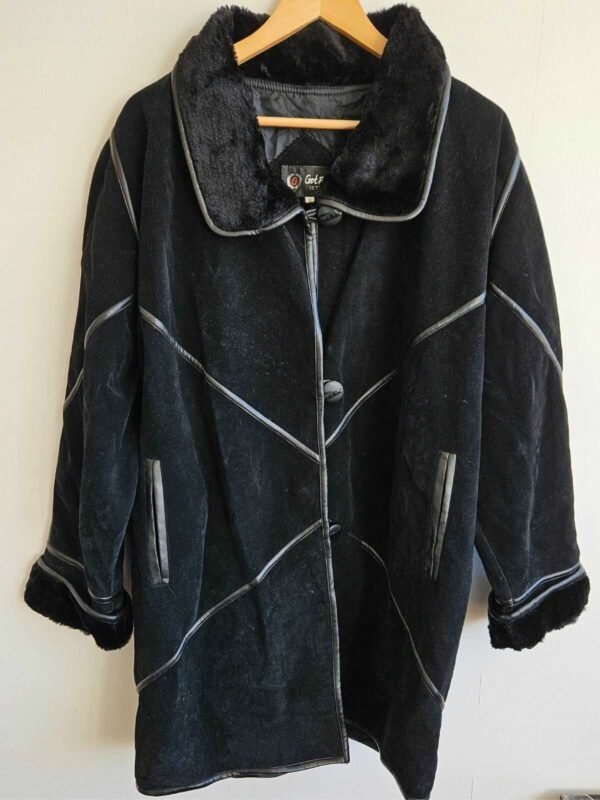 ABRIGO VINTAGE DE SUEDE GET RICH